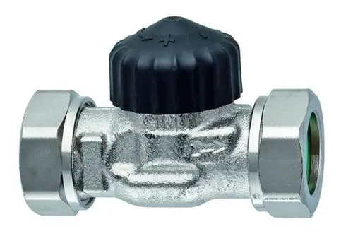 Thermostatventilunterteil aus verchromtem Metall mit einem schwarzen Handrad für die Temperaturregelung, Hersteller IMI Hydronic Engineering. Anschlüsse für Rohrleitungssysteme.
